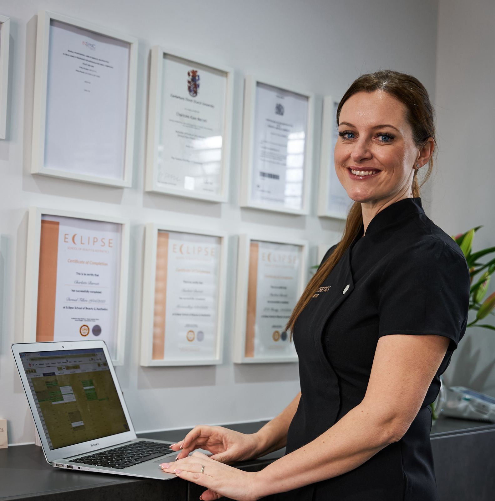 Meet Charlotte Barratt